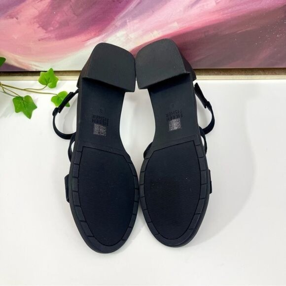 EILEEN FISHER Noni Strappy Leather Zip-Cuff Sandals in Black Size 8 - Picture 11 of 11